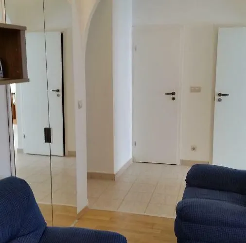 Sarolt アパート *